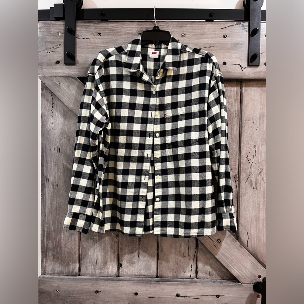 Levi’s Flannel Shirt